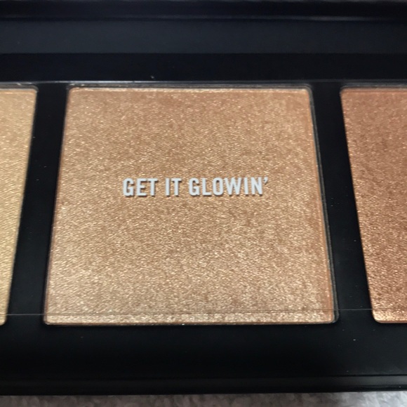 MAC bundle sale - Picture 6 of 7